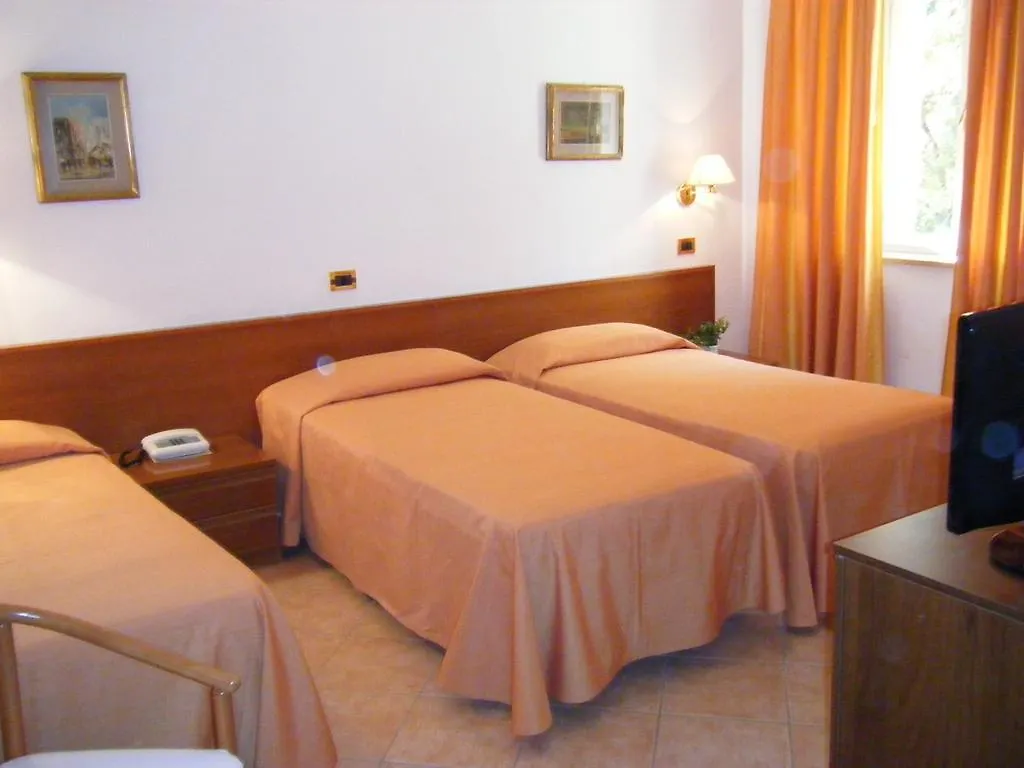 Hotel Villa Margherita Casciana Terme 4*,