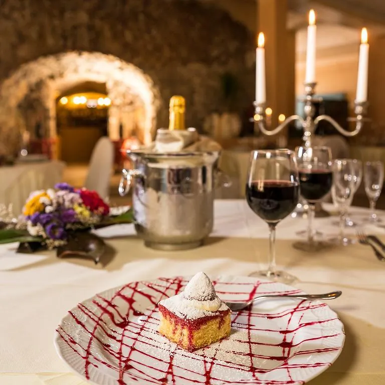Hotel Villa Margherita Casciana Terme 4*,  Italy